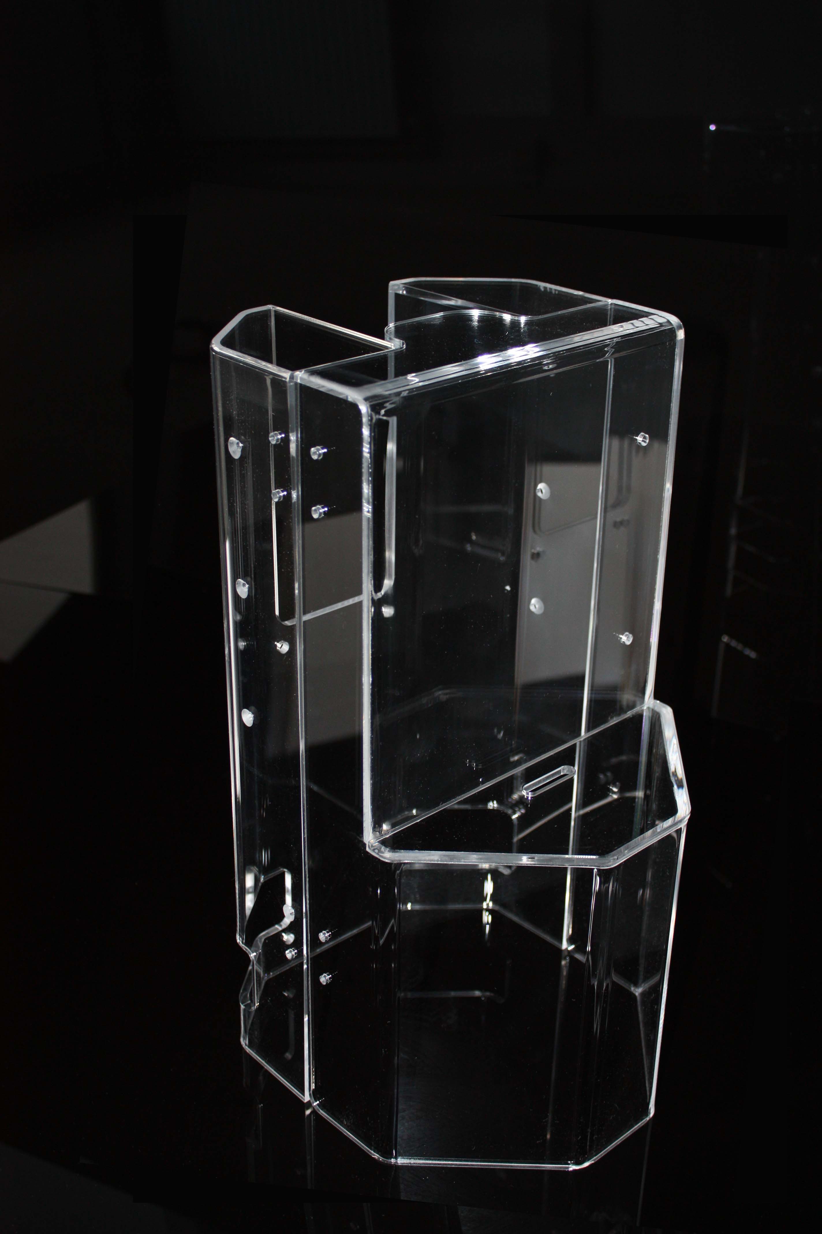Cartérisation en plexiglas (PMMA) Cartérisation en plexiglas (PMMA)
